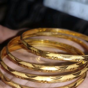 Golden Colour Bangles Set