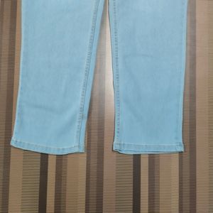 V-66 Size-26 Straight Women Denim Jeans