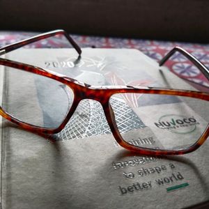 Closed Reader Glasses