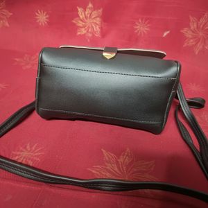 🖤New Black Leather Sling Bag