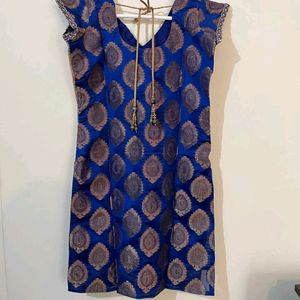 Blue buta kurti