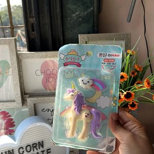 🌈 Unicorn Eraser - White