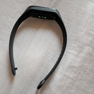 Mi Fitness Band 4 With Charger