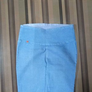 Y-69 Size 32 Slim Fit Women Denim Jeans