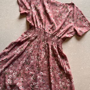 Urbanic Elegant Dusty Pink Floral Print Dress