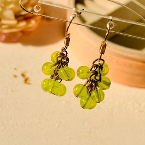 Hanging Green Grapes Earrings