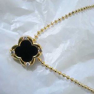 LV Clover Neckpiece