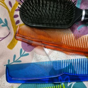 Combs