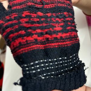 Hand knitted Gloves For Kids