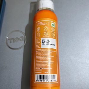 St.Botanica Vitamin C Sunscreen