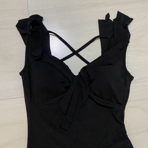 Trendy Frilled Black Dress