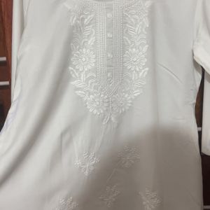 Chikankari Short Kuta🥰