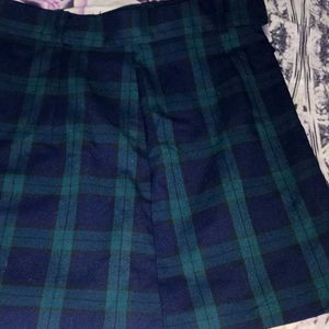 H & M skirt