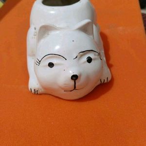 2 Cat Shape Vase Or Planter