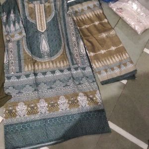 Pakistani Style Kurta Pant Dupatta Set