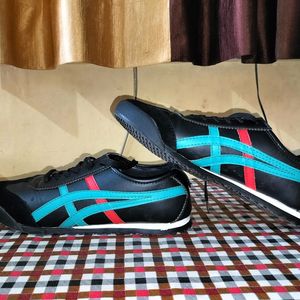 Onitsuka Tiger Asics Premium Shoes.