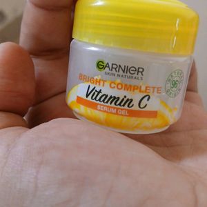 Garnier Vit C Serum Gel