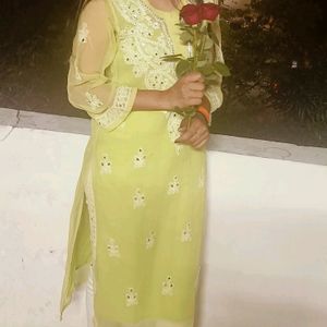 Chikankari Kurti