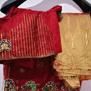 Wedding And Festival Saree With Blouse Peticot