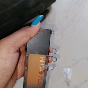 Huda Beauty Foundation