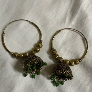 Loop earrings