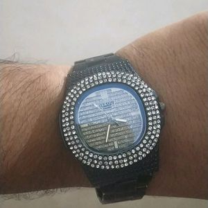 partywear ful black diamond studded Analog watch