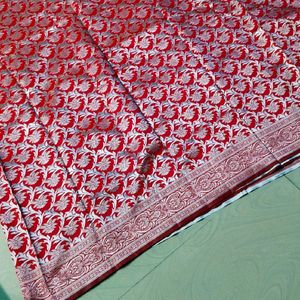 Red Colour Pure Banarasi Silk Saree