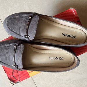 Velvet Grey Loafers/Ballerinas