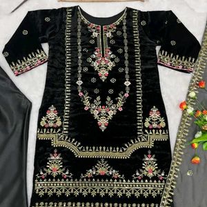 New Stayle Pakistani Poshaq Dresses Beautiful Dres