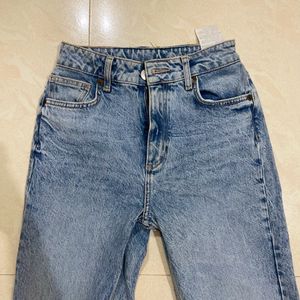 Women Straight Leg Denim Jean (high Waist)