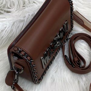 HIGH QUALITY IMPORTED DESIGNER LOOK SLING