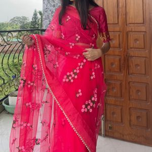 Saree With Blouse Piece