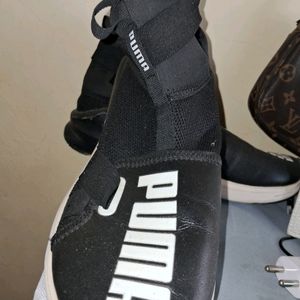 Puma Sneakers