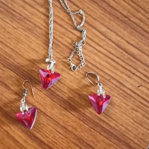 Red Vine Chain Pendant And Earrings