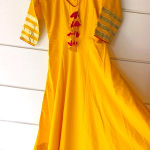 Yellow Suit Size S