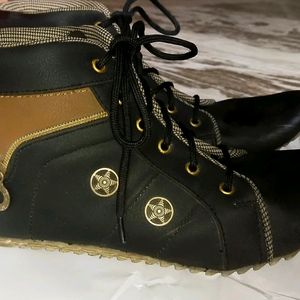 New Branded Boots For Women