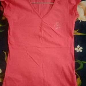 Hello Kitty Carrot Red Tshirt Top