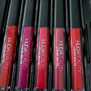 🍒 HUDA Beauty Lipstick 💄