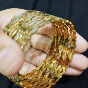 Set of 4 Golden Bangles