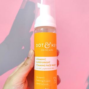 Vitamin C Super Bright Foaming Face Wash