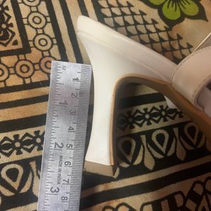 RSVP NYKAA WHITE HEELS