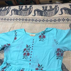 Woman Kurta And Pant Set