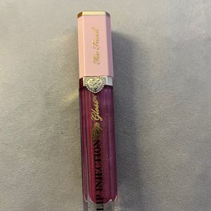 Too Faced Lip Plumping Gloss