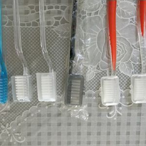 Attractive Brand-new Toothbrushes