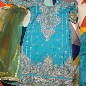 Pakistani Partywear Suit