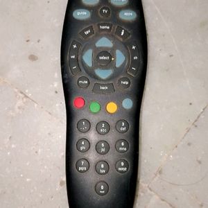 Tata Sky HD Set Top Box With Charger & Remote