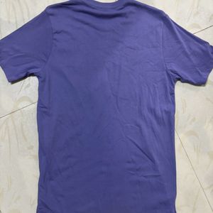 Gap T-shirt