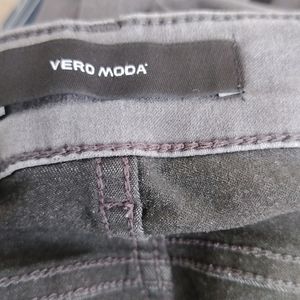 [Buy1get1]Vero Moda Stretchable Jeans (Girls)