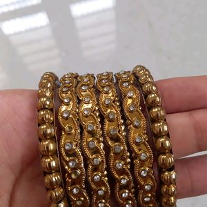 Combo Of 6 Bangles...