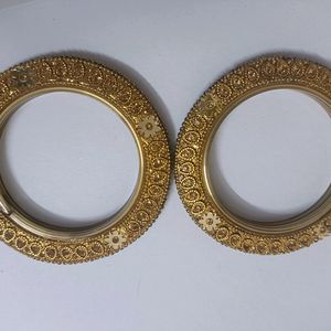 Beautiful Party Wear Golden Kada Pair In 2'6 Size